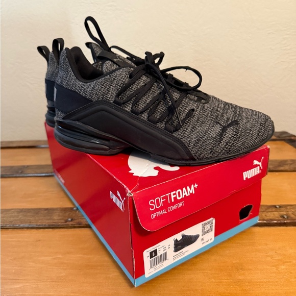 Puma Black and Gray Knit Athletic Shoes with Sleek Design - Picture 2 of 4